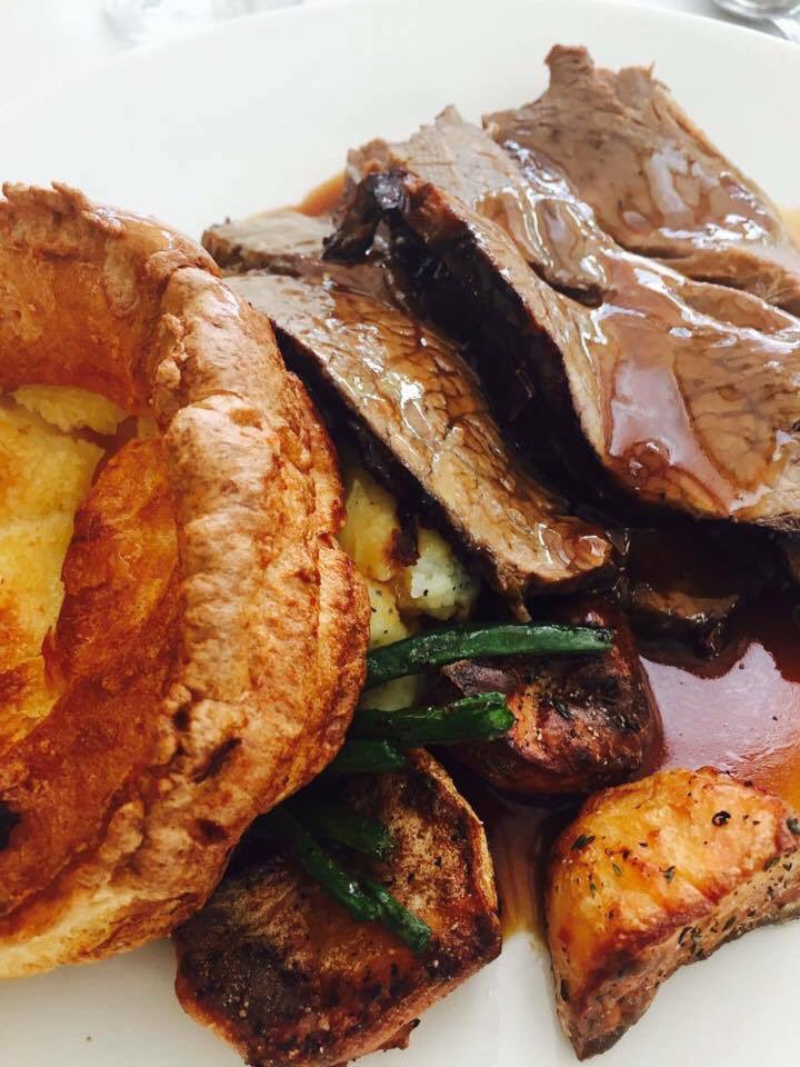 Last tables <a href="/crownbawtry/">Crown Hotel Bawtry</a> #sundaylunch call 01302 710341 <a href="/VisitBawtry/">Visit Bawtry</a> <a href="/VisitDoncaster/">Visit Doncaster</a> #doncasterisgreat