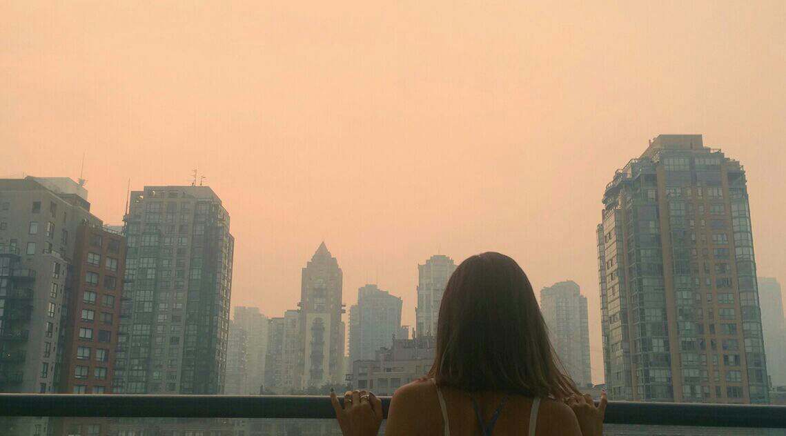 لكن ليس بإمكاني جعل أيّ شخص أن يفهم 
ما يحدث بداخلي ، ليس بإمكاني حتى أنا 
تفسير الأمر لنفسي ❕