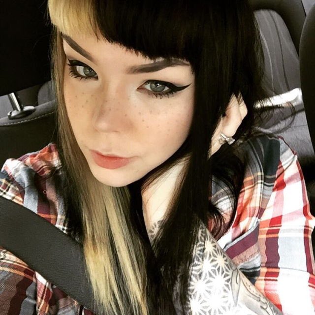 New Suzy fake.
☠️ New to character, not new to RP.
☠️ Single.
☠️ Ships with chem or Mark.
☠️ RT?