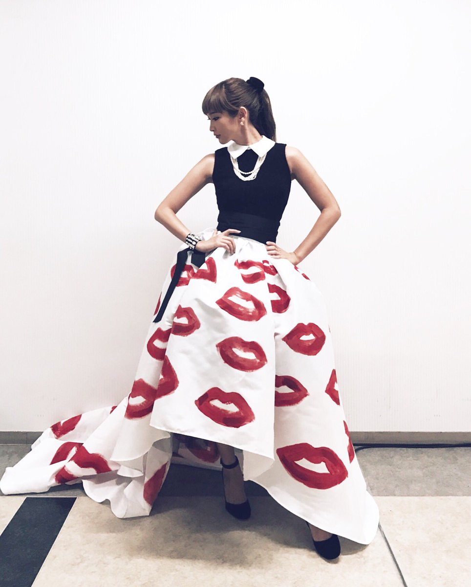 Daichi Miura 関西コレクション オープニングの紗栄子ちゃんのドレスデザインはこんな感じ スタイリングも今回やらせて頂きました