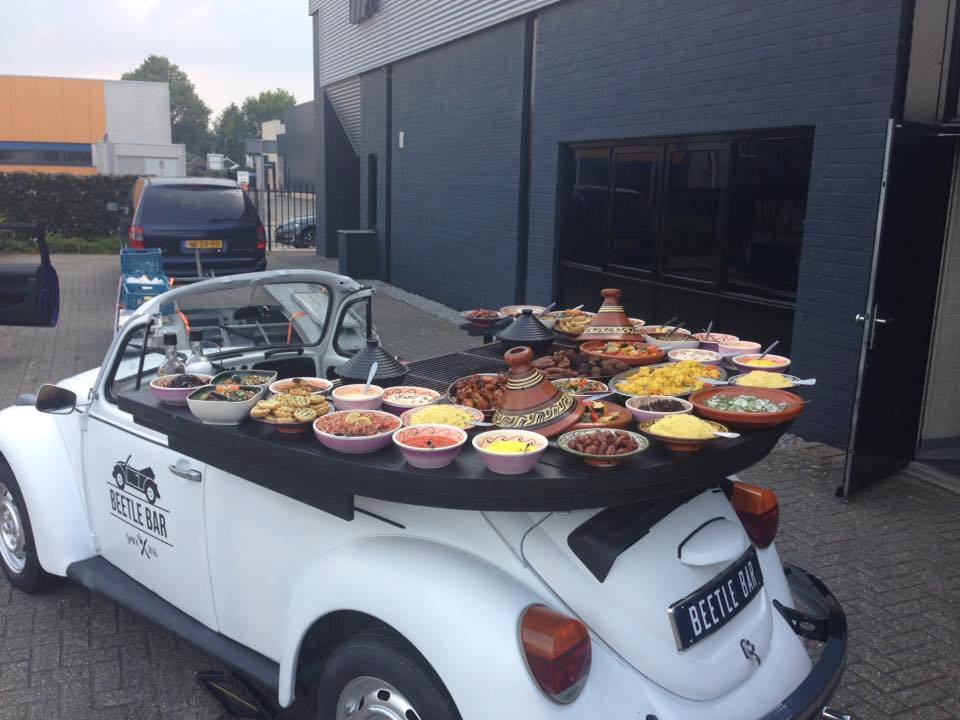 Het 1ste Brandefood foodtruckfestival is op 9 oktober 2016 in Brandevoort - Helmond #DIOW evenementen.ditisonzewijk.nl/brandefood-foo…