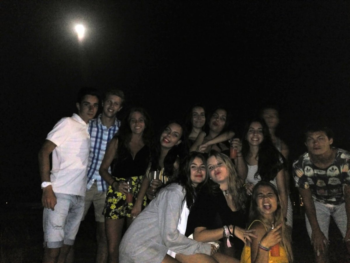 Silviaa_bs's tweet photo. Volver otra vez a principio de verano plis 👇🔙 https://t.co/KOs55Let3v