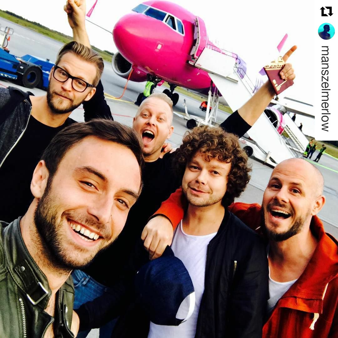 PaulaZelmerlow's tweet photo. Headed for two days vacation in Poland, together with the best band there is. Thank you #Zappanone #30thpresent https://t.co/vNtzlrLZlp