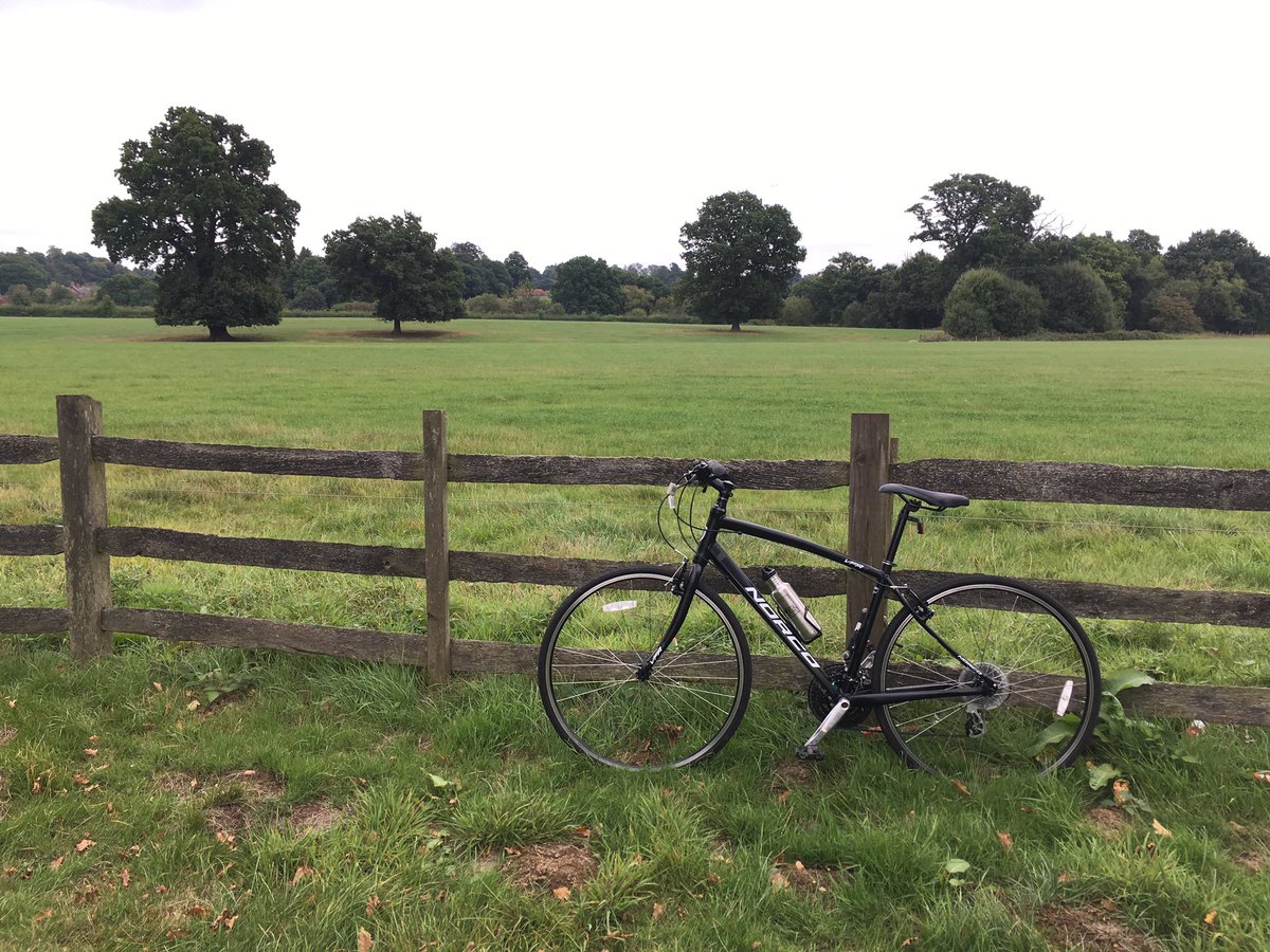 greengraeme's tweet photo. Cycling across Windsor Great Park with Nick Drake in the headphones 
#prettygoodsunday https://t.co/PBfLxvUSpN
