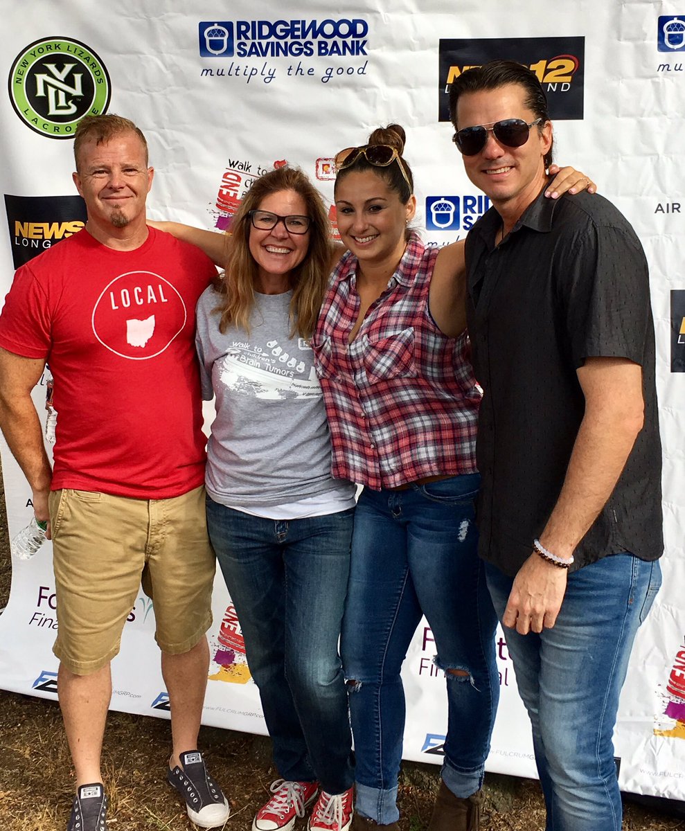 ShareWhatILove's tweet image. Beautiful morning to support @CBTF @News12LI @CSB_LIVE #walkstrong