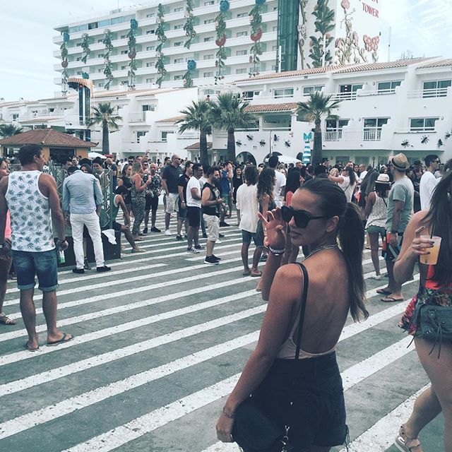 TSophiaSmith's tweet photo. #NEW Sophia recently on Instagram! https://t.co/k1w6mnohQo