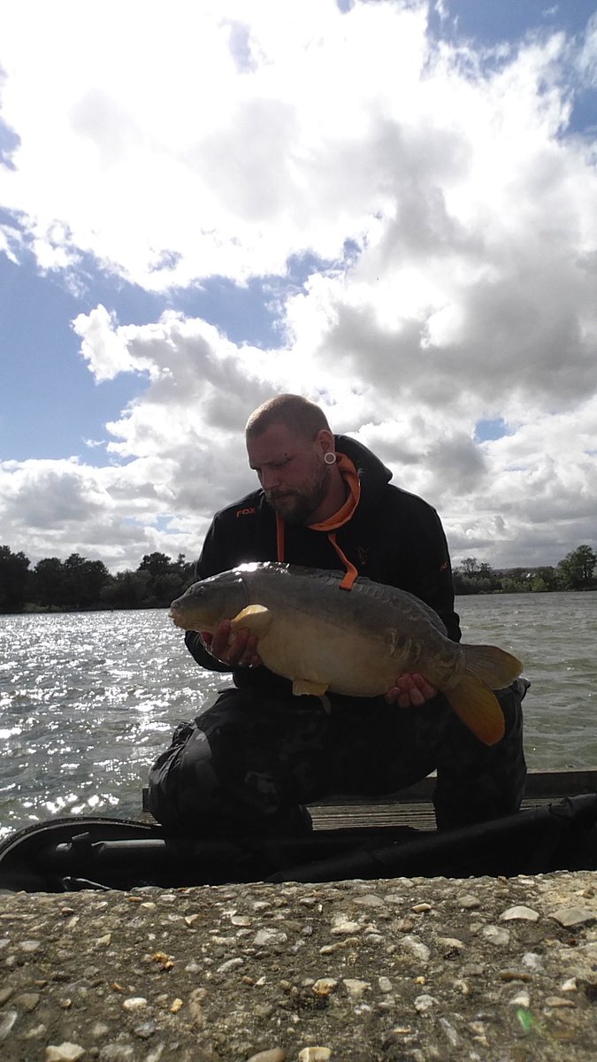 AddictionCarp tweet picture