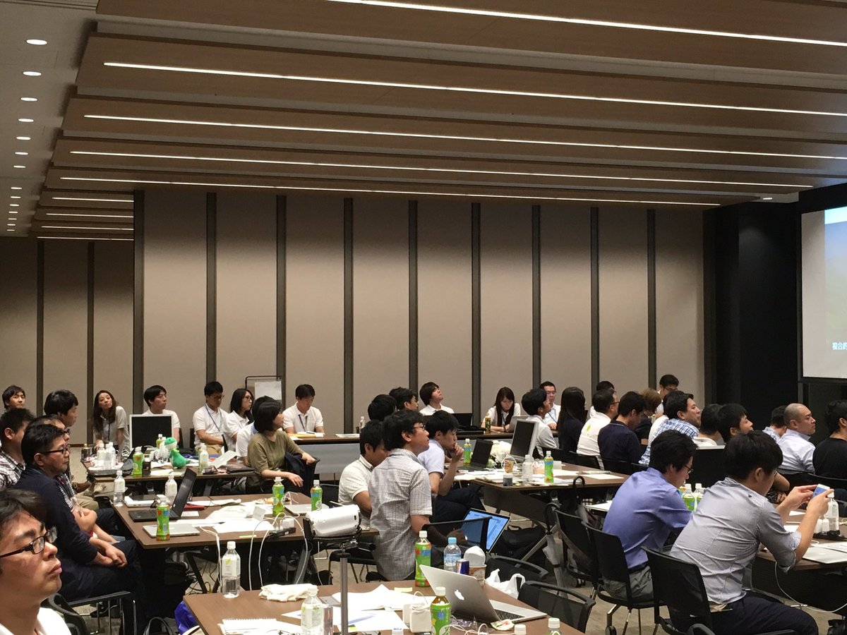 tadtgjtdjpd's tweet image. 本日は大手町で行われた ミライ・ハッカソン のイベントにうちのスクールの代表講師の田中が登壇するという事で見学に(^^)