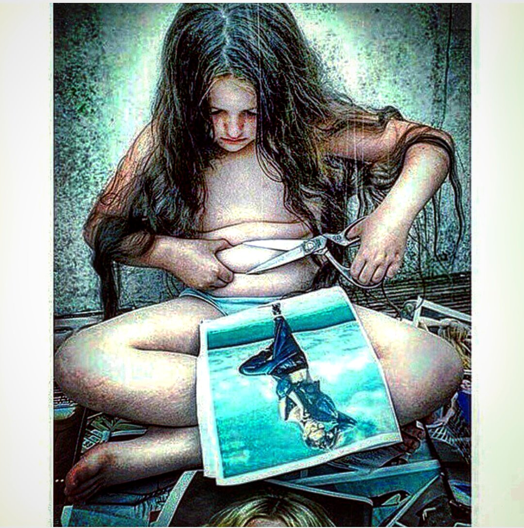 iamthisbored's tweet photo. @Maya_Abeille @Asher_Wolf End Capitalism. https://t.co/7KScac1ltx