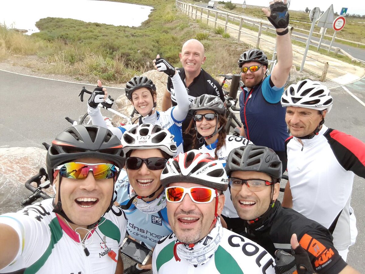 LDanisi's tweet photo. Entusiasmo e #TeamSpirit #Charitybikeride #Mar2Bcn @Colt_IT https://t.co/M1Axq5IETM
