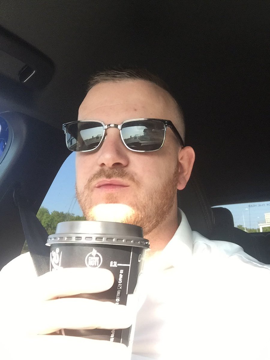 liam_squirt's tweet photo. What a day for it https://t.co/8t1kXWbu5c