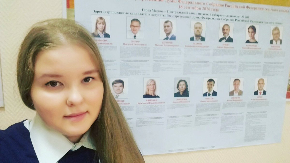 Все больше людей приходят голосовать. Для детей проходит мастер-класс по мыловарению. #выборыМосква2016