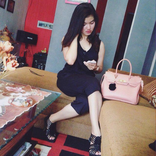 Join my LIVE > Weekend with bontot on #BIGOLIVE. web.live.bigo.sg/2125707006#bjg…