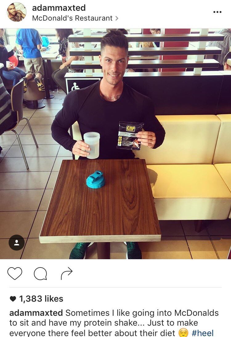WarrenMetcalf's tweet photo. What a sad prick, I'd throw my Big Mac at his tic tac head https://t.co/81GeoPRdmm