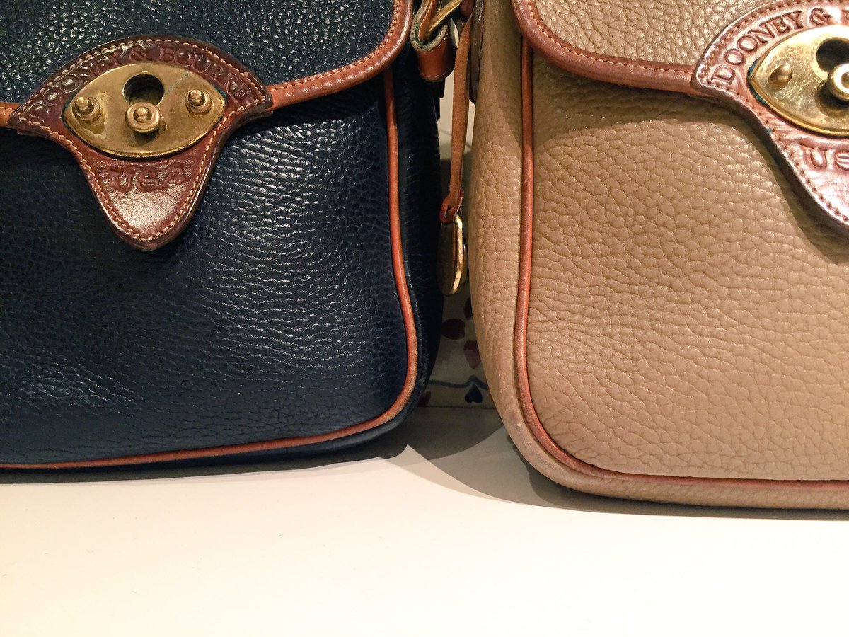 flower_official's tweet photo. #flower堀江店
人気のdoony&bourke 。
長財物もしっかり入る程良い大きさのショルダーbag! 鍵がpointに♡ 何にでも合わせやすいデザインなので色んなcodeに組み合わせられます♡
#used
#doony https://t.co/eu7puT4Zul