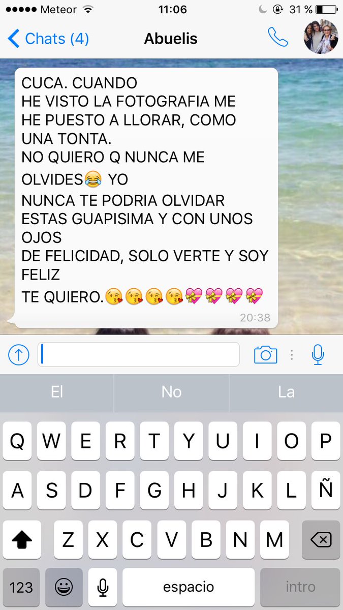 luciarenas's tweet photo. Deberías ser eterna https://t.co/wkIlifprcY