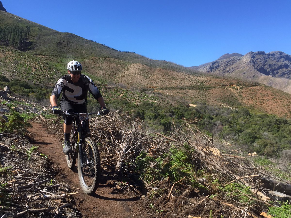 RaceFace_ZA's tweet photo. Hope you had a good riding weekend? #raceface #raceface604 #mtb #bikelife https://t.co/AmczsqeKPS