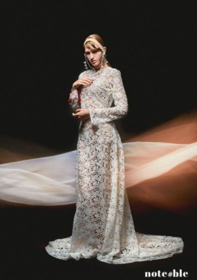 NOTEBLEMAG's tweet image. WHAT LIES BEYOND editorial by Alex Sutter
Re-NAISSANCE #ISSUE0 NOTE#BLE MAG
issuu.com/noteblemag/doc…