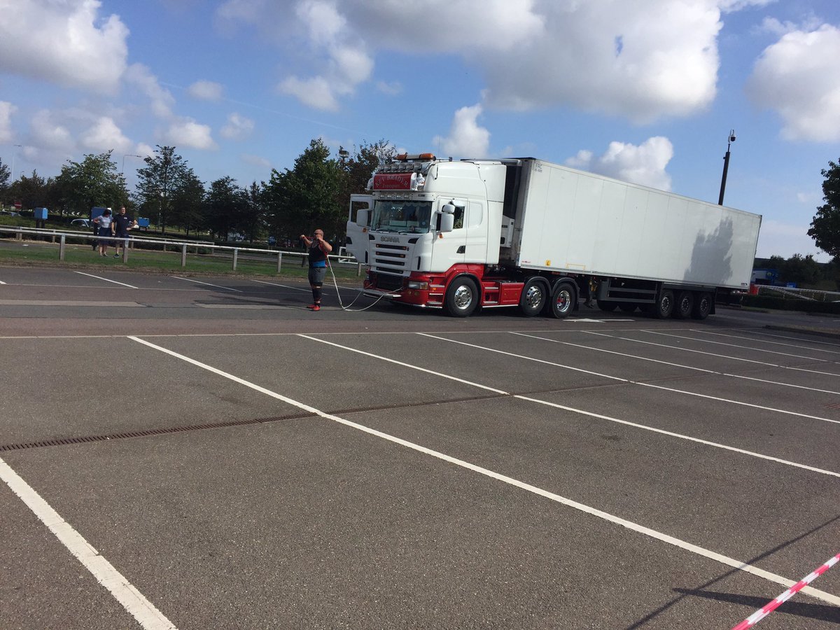 Something a bit different <a href="/SerpentineGreen/">Sarina</a> - strongman Bob McStay to pull 22 tonne lorry 40m for @SRthorpehall