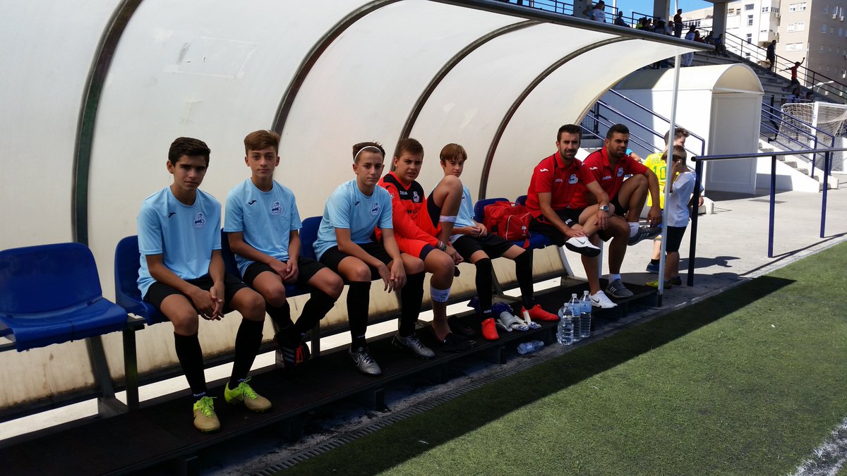 Juzzt_Sierra's tweet photo. Y trabajada victoria de nuestro #weainfantil ante ante un fenomenal equipo como el @SanFernando_CD ¡¡Seguimos!! https://t.co/2G2yucEppi