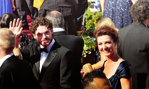 RichardMaddenSP's tweet photo. #RichardMadden en los #Emmy2012
#MichelleFairley #GameOfThrones #JuegoDeTronos https://t.co/3tbQN1R8N3