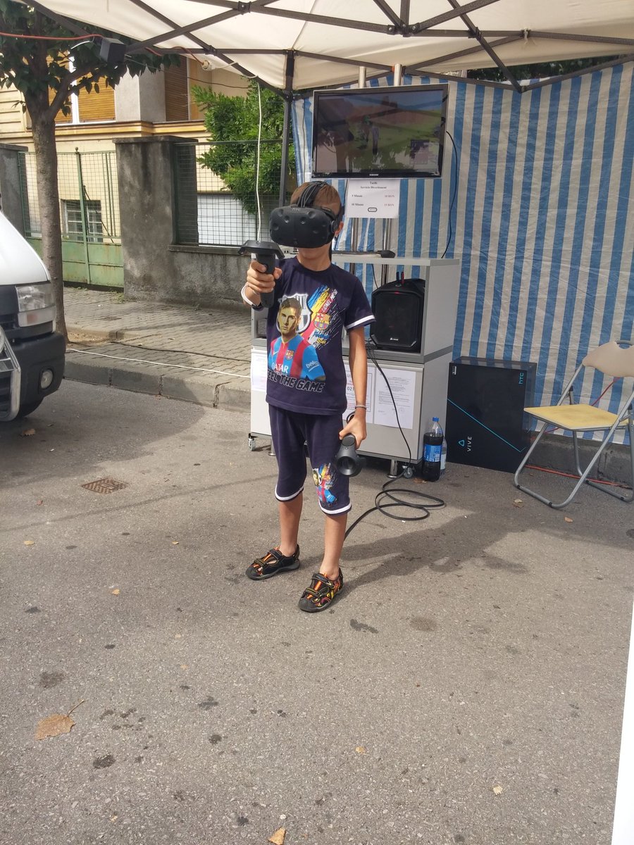 InSpaceVR's tweet image. First player of the day #VR #HTCvive #RugaTimisoarei