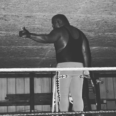 What I do doesnt just stop in the ring... it continues at home. 5am gym time #ironparadise <a href="/FNXNetwork/">FNX Network</a> #mrCrossroads