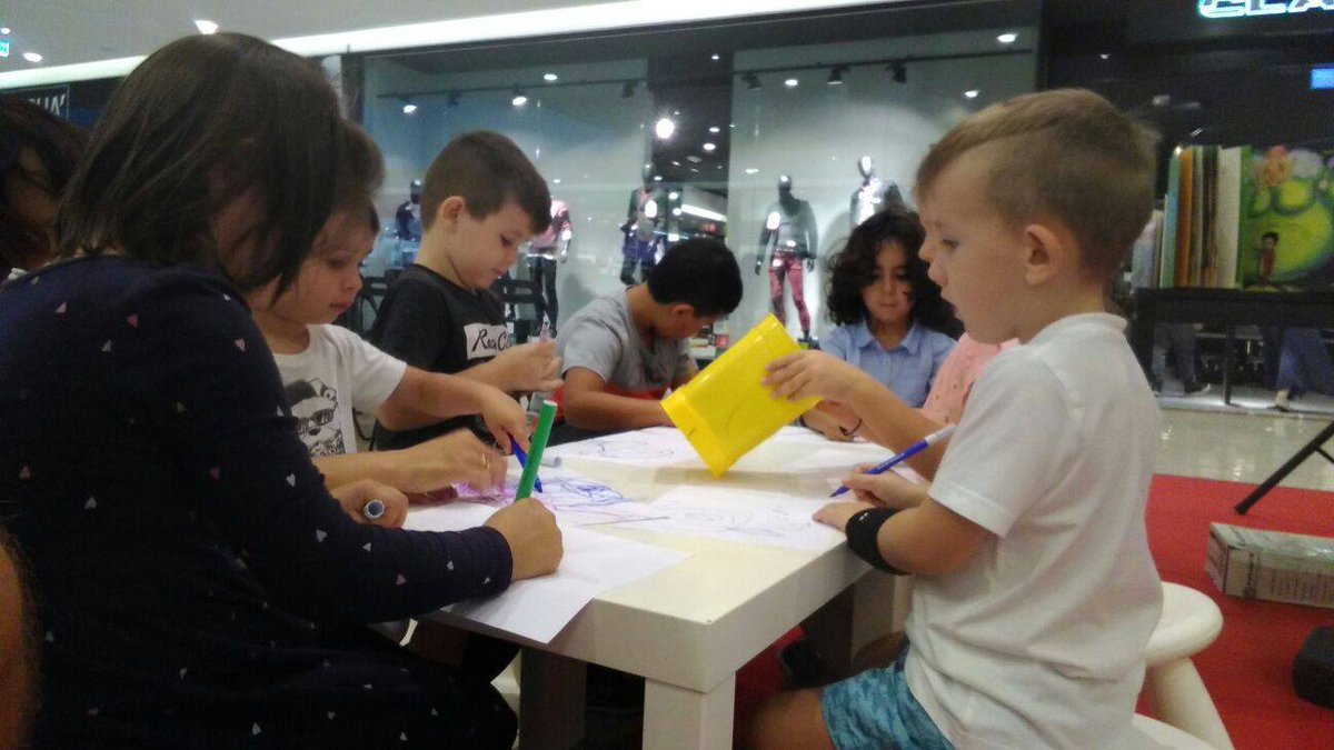 eventisangit's tweet image. Disegno, #MACCHIEDICOLORE  fantasia! Ieri al CC #AUCHAN #PORTEDIMESTRE: #Laboratorio #SUSIDANESIN