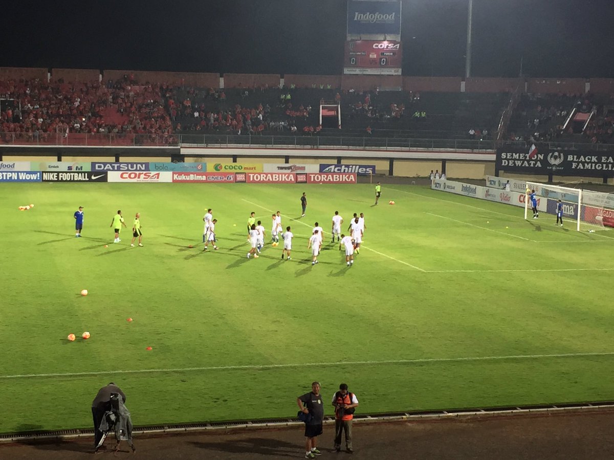 vickovicko's tweet photo. #PersibDay @simamaung @BobotohID @persib 👏🏻👏🏻👏🏻 https://t.co/XB7DfyoG7Z