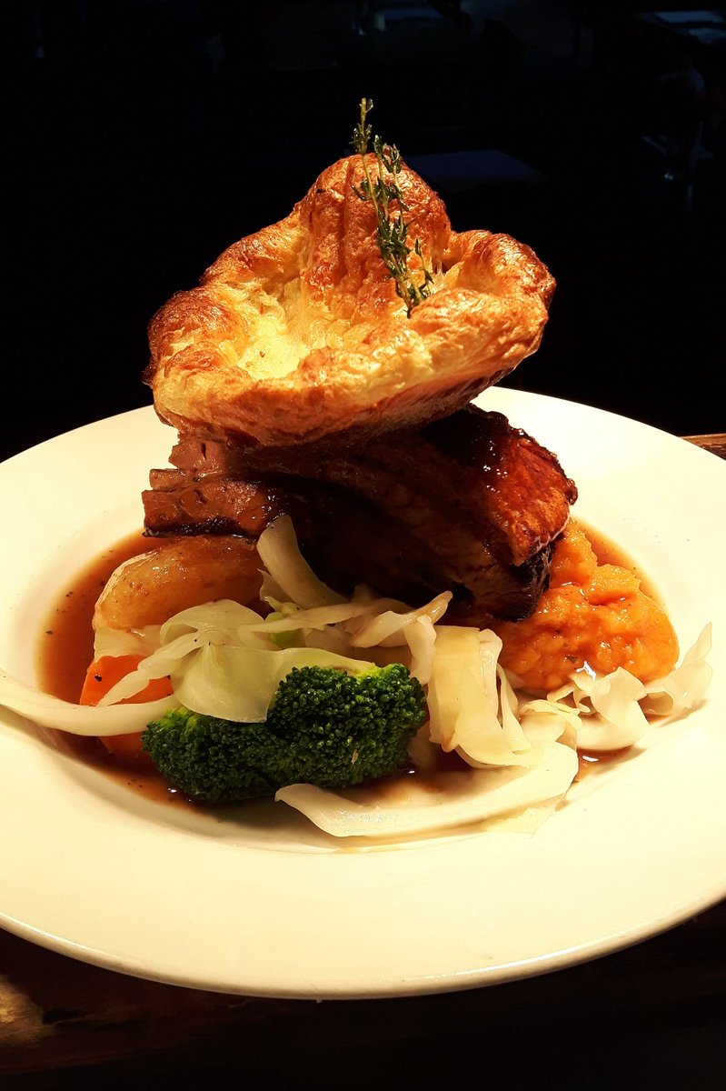 RavensbourneArm's tweet image. Roast pork is looking tasty. Come join us! #roast #Lewisham @Antic_London @AnticChef