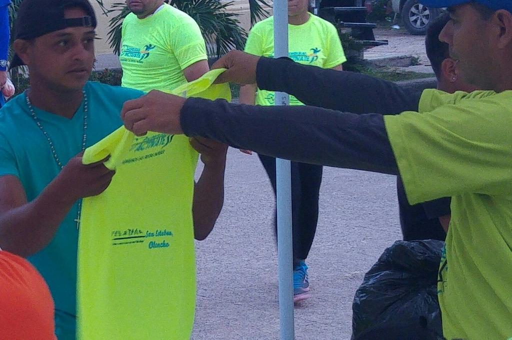 SEPresidencial's tweet photo. Desde temprano comienzan las inscripciones de @HND_Activate #RetoSanEsteban en el departamento de Olancho! https://t.co/JhlUzvbIgz