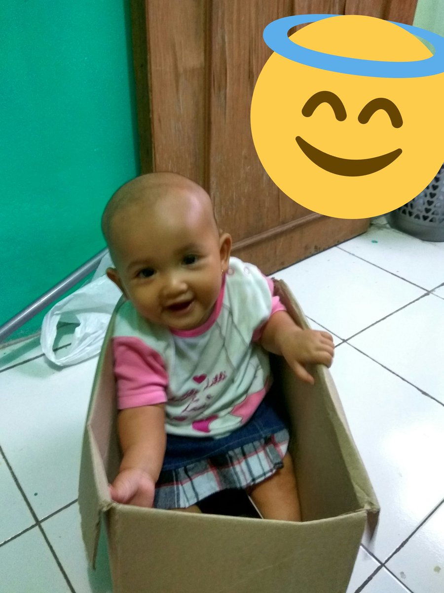 S cantik mamah main d kardus :*