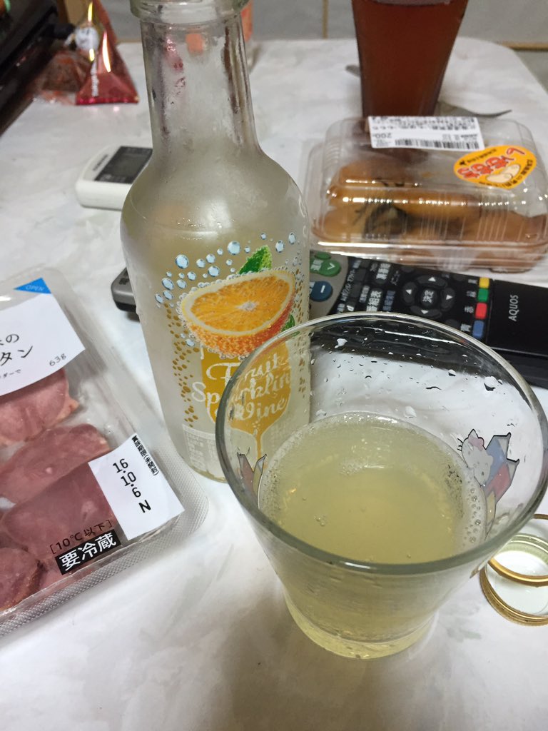 green_JG73's tweet photo. ただいまーー！
宅飲みする！！！ https://t.co/JvgWrWGMfN