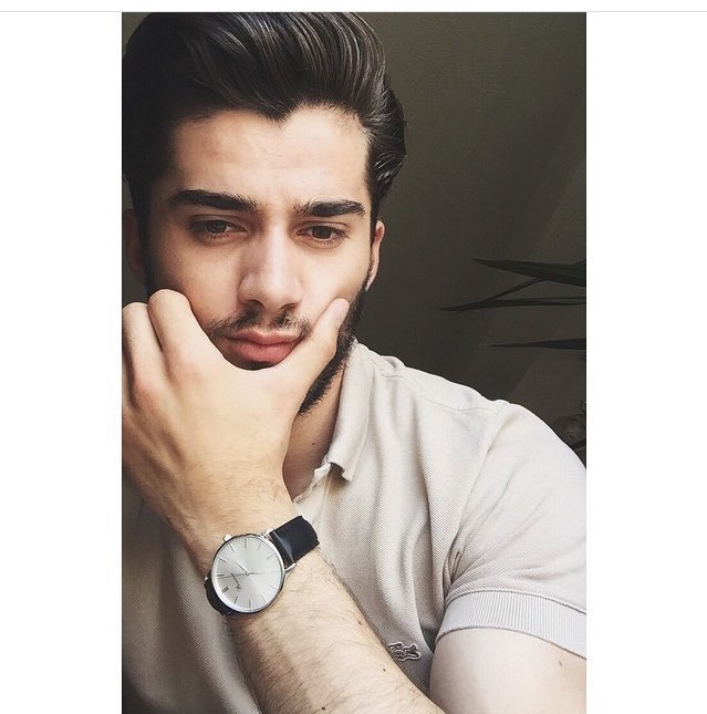 rpghrvrd's tweet image. -inconnus 
-Yanis 
-Élève 
-20 ans 
-Économie,Sport.
-Ça ne regarde que moi 
-Sigma Alpha Epsilon