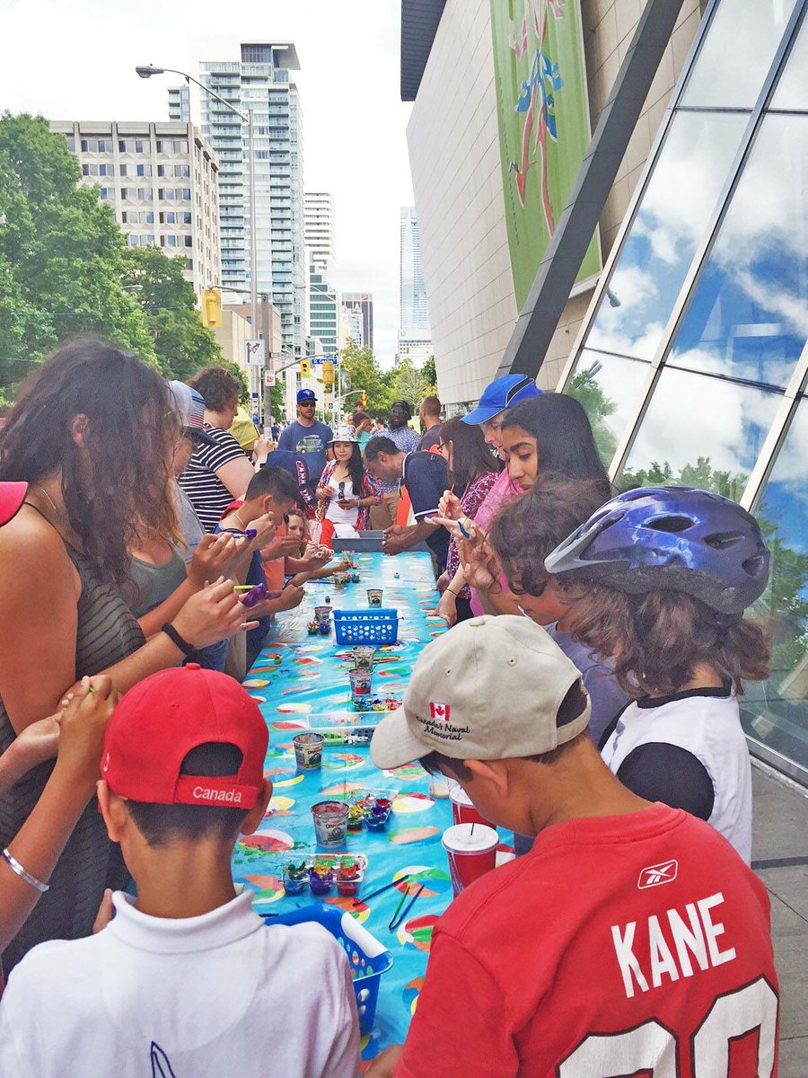 Sunshine, strolls &amp; fun games = the best of Sunday mornings. We are open early at 10am! #openstreetsto