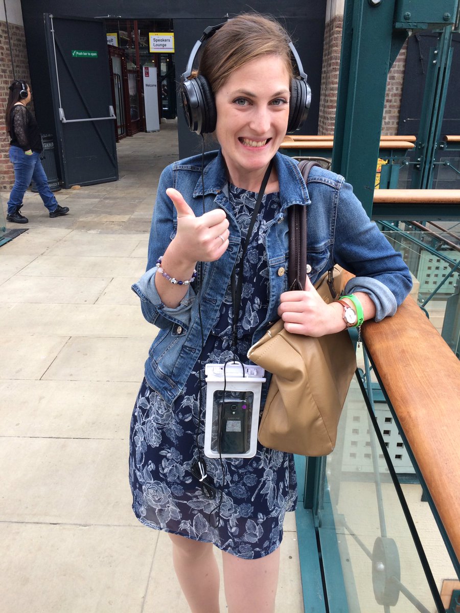_Kay_Tay's tweet photo. Katharine on her augmented reality date - the future of dating #FutureFest2016 https://t.co/4iKzbVvaaJ
