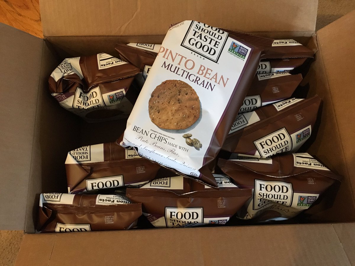 conqueralgebra's tweet photo. When Wal-mart stops carrying your favorite bean chips, the Lee Family takes action. #Walmart #foodshouldtastegood https://t.co/xqzazbL6Ov