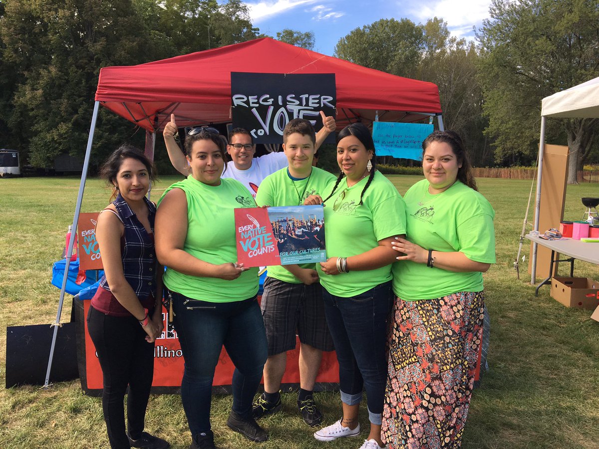 aicchicago's tweet image. American Indian Center of Chicago volunteers want you know that #NativeVotes count! #StandWithStandingRock #NoDAPL