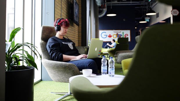FastCompany's tweet photo. Tech founders still don't believe diversity can boost the bottom line: https://t.co/ncjHHequVB https://t.co/3WeN4w7JJk