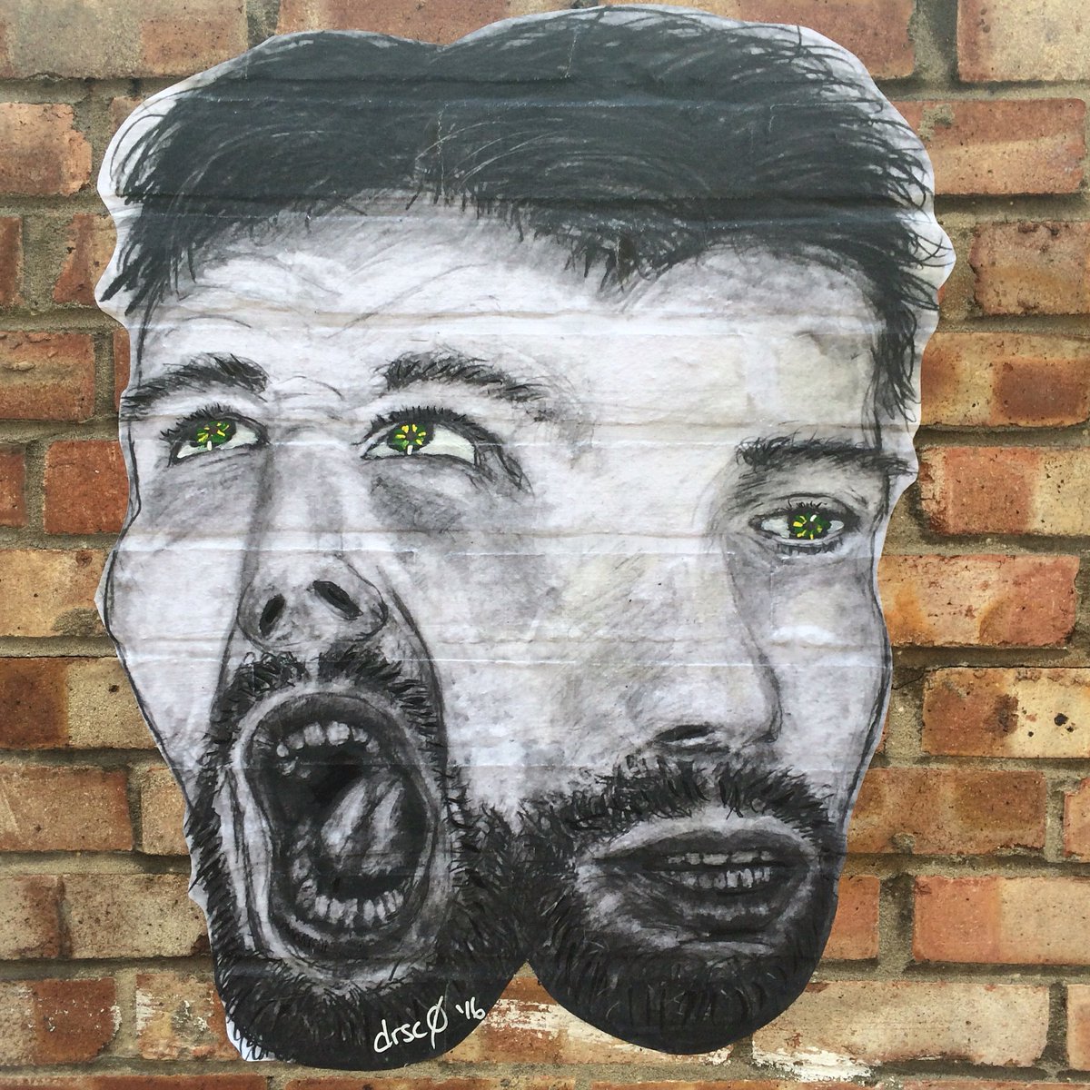 Two great pieces by #drsc0 on Woodseer Street 
#art #streetart