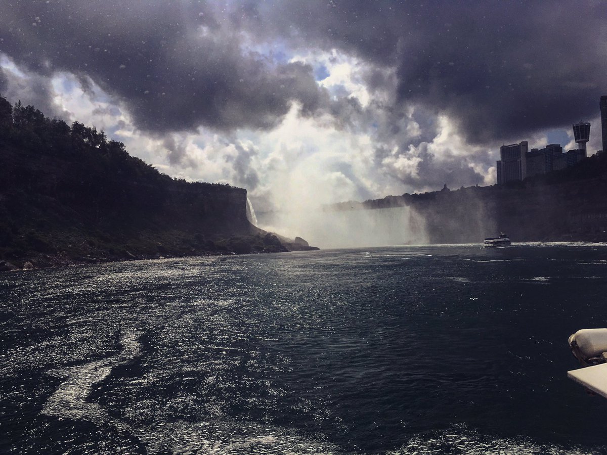 RTSdan's tweet photo. Got to go right up to the falls today! Thank you @CruiseNiagara for hosting us! @RiverTownSaints https://t.co/1Tb2GwhOKR