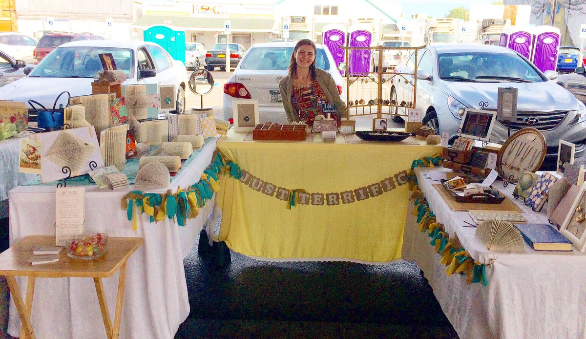 JustTerrificRG's tweet photo. Artist Row is hip and happening! Today from 10-4 at the Public Market! #artistrow #rochesterpublicmarket https://t.co/gEBIpv6x9e