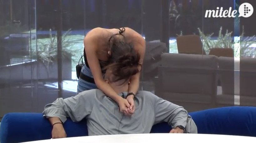 shhh_kiki's tweet image. NO PENSEIS MAL SI SOLO SON AMIGOS! #GHDirecto
