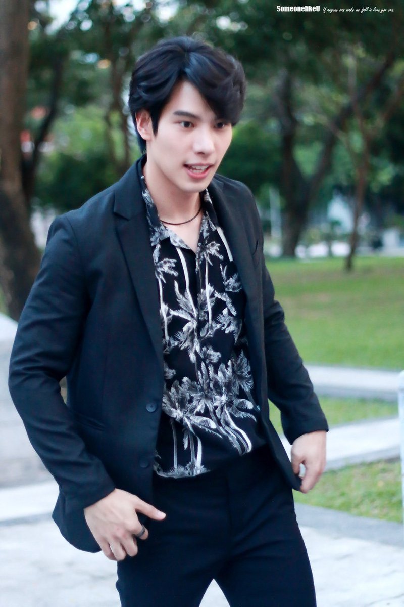 poocaptain's tweet photo. @Maxiiin1 หล่อทุกมุมจริงๆ คนเน้ #cucl72audition #chulacuteboy #BadRomanceTheSeries https://t.co/riYtpCyr1t