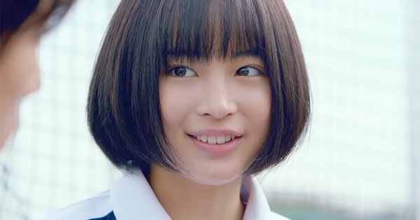 ドライゼ Auf Twitter 昨日 映画 レオン を観たけど ナタリー ポートマン演じるマチルダが広瀬すずにどことなく似ていて 似てるのは髪型だけかもしれないけど ちょっと観づらかった 笑 でも レオンとマチルダの別れのシーンは泣かされた 涙