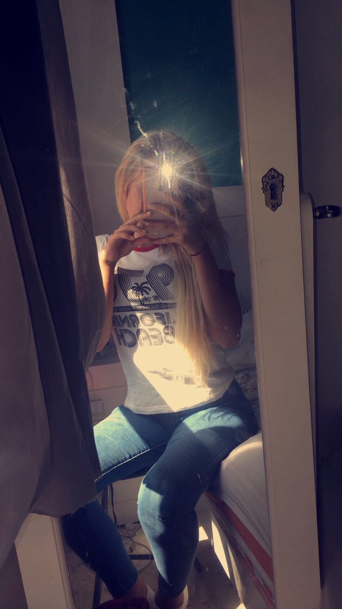JacandConnie's tweet photo. Here's a photo of me today, I never went out in the end. Catching up on #Casualty came first 😋 https://t.co/YT9kSsvN0z