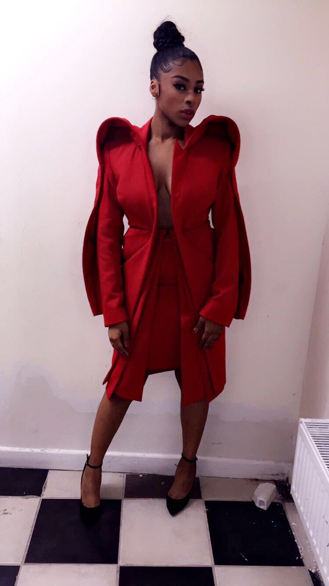 MilanLovelle's tweet photo. 👣
Modelling At @LaMarcheLDN Fashion show yesterday.... The show was amazing!! Well done everyone 💋 https://t.co/UMcvjtyxJZ