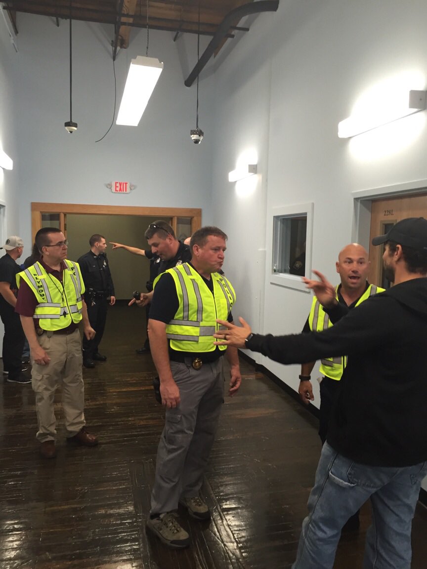 Plymouth_Police's tweet photo. Plymouth Police are conducting an Active Shooter Training @QuincyCollege in Cordage Park https://t.co/3Ricl8Tc8x