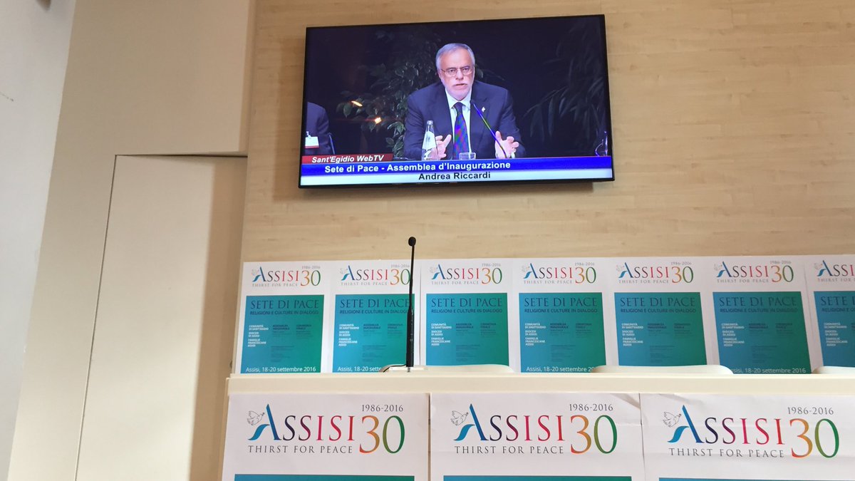 LemmaAndrea's tweet photo. Andrea #Riccardi (@santegidionews): "#Assisi86, la pace è un cantiere aperto a tutti" #Assisi30 #peaceispossible https://t.co/LvZf4nwbec