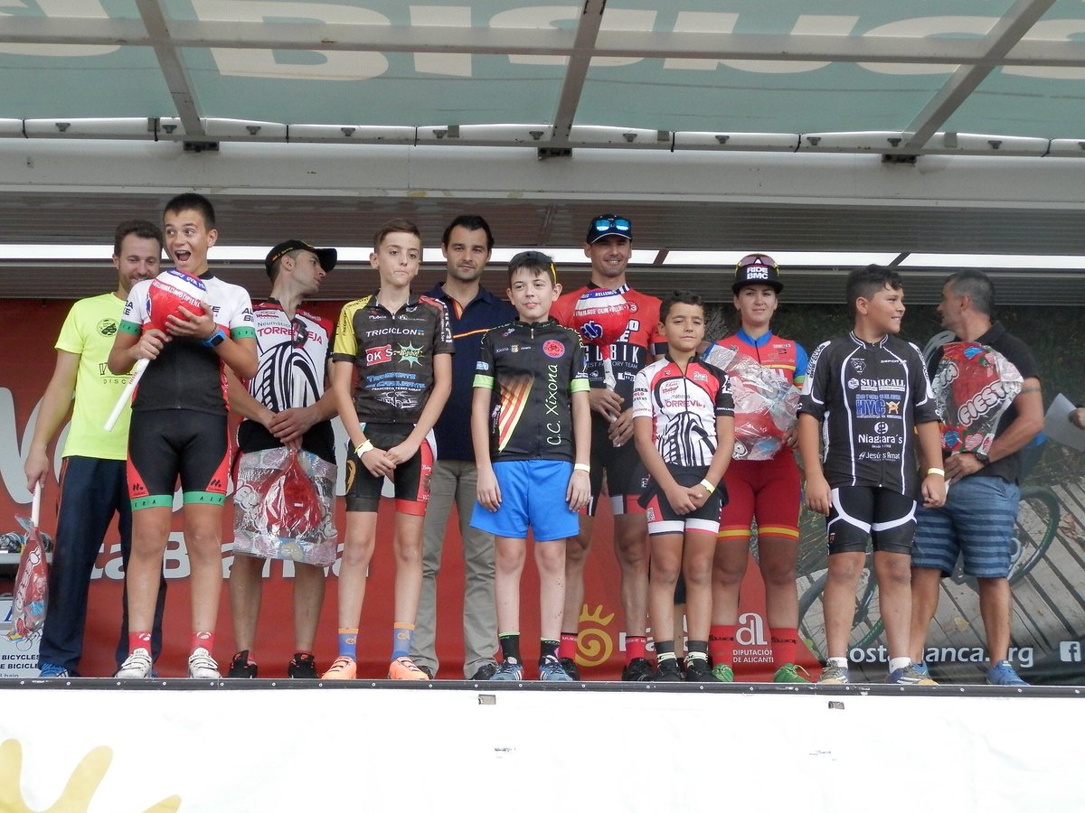 EduardoDolon's tweet photo. @costablancaorg y @dipuAlicante hoy en II Marcha #MTB2016 en #Torrevieja gracias al MTB @NeumaTorrevieja https://t.co/MSkiby9KDe